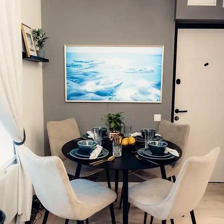 High End Apartement, Next To Old Town