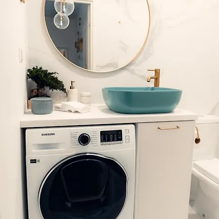 High End Apartement, Next To Old Town